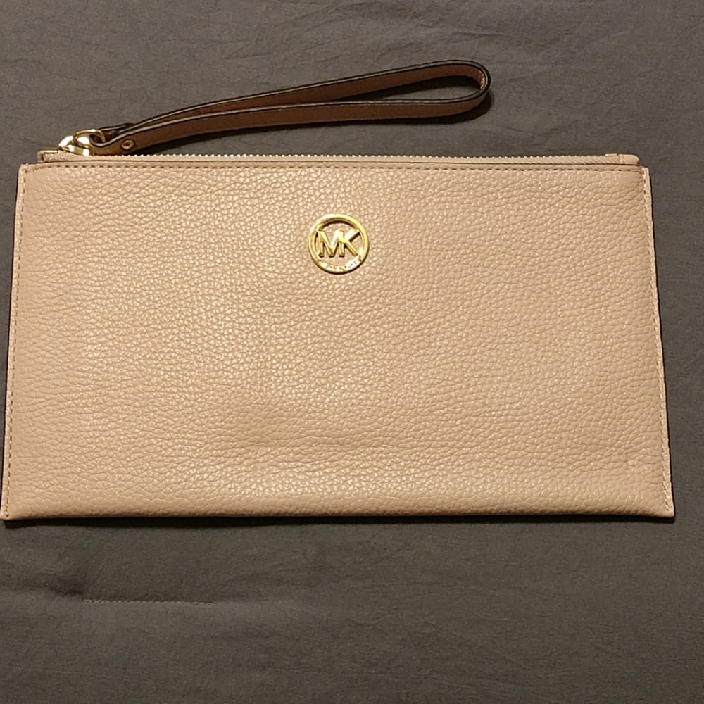 Michael Kors Large Wristlet